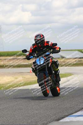 media/Apr-26-2024-TrackDaz (Fri) [[c4b677d280]]/B Group/120pm (Wheelie Bump)/